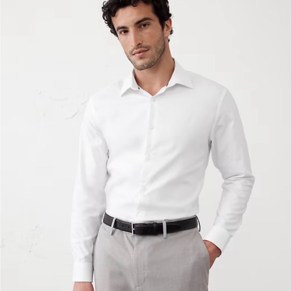 Mens Banana Republic Wrinkle Resistant Athletic White Button Down Dress Shirt